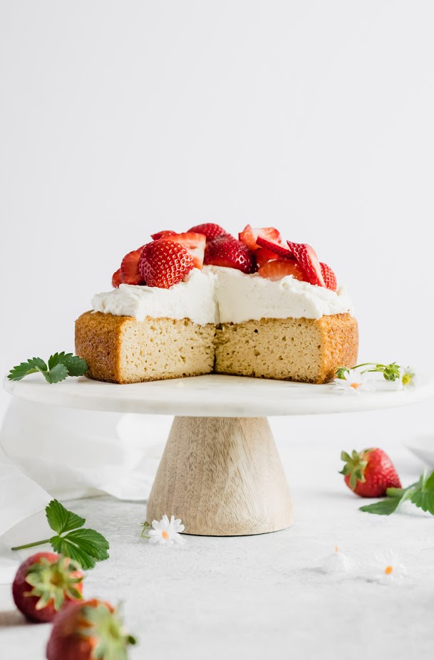 Strawberry Almond Flour Cake