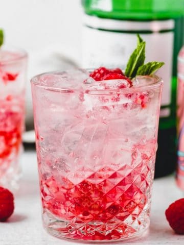 a razz cranberry La Croix cocktail